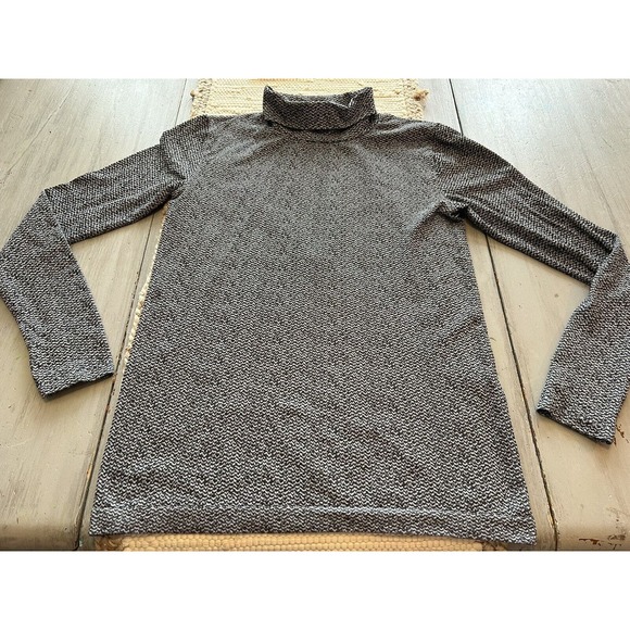 Athleta Flurry Peak Black Norwegian Gray Seamless Turtleneck Shirt Sz L - Picture 1 of 8